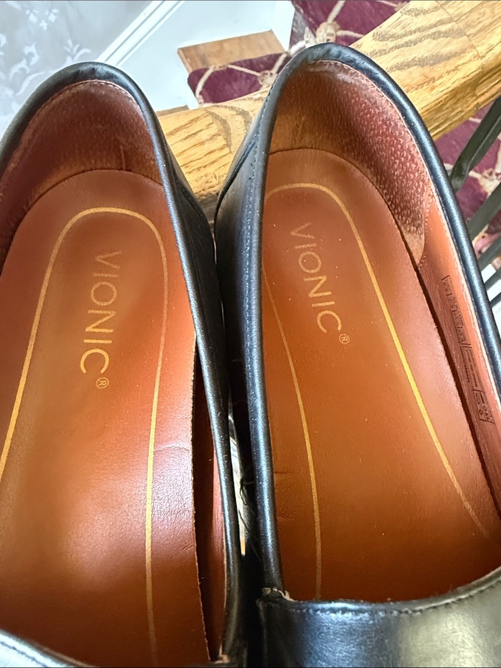 VIONIC women’s EDIE leather black loafer excellent condition size 9 1/2 - Picture 6 of 12